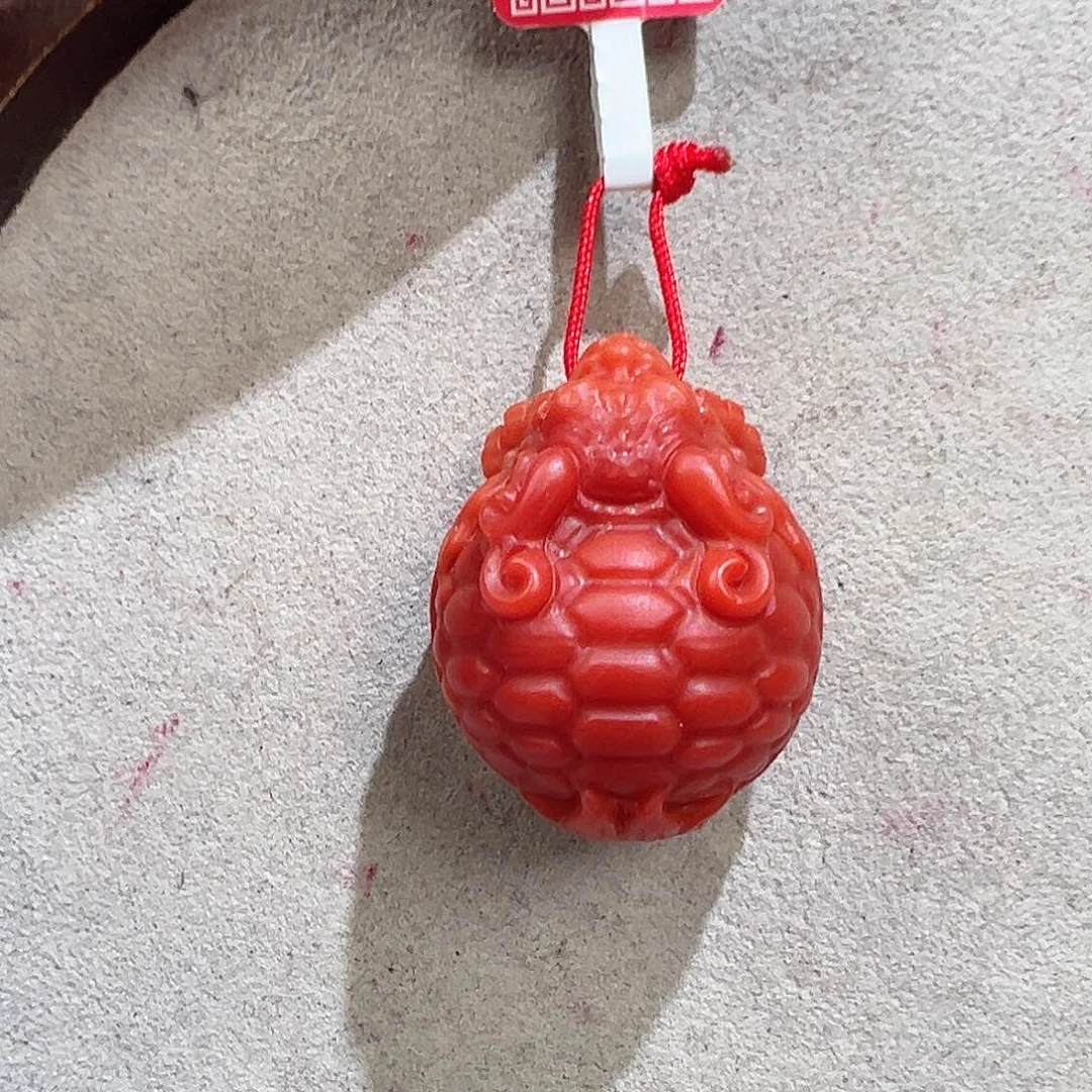 南红玛瑙吊坠未镶嵌