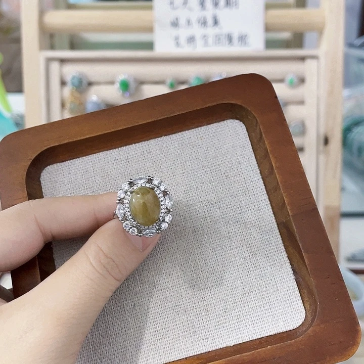 翡翠未镶嵌颈饰天然翡翠Ａ货