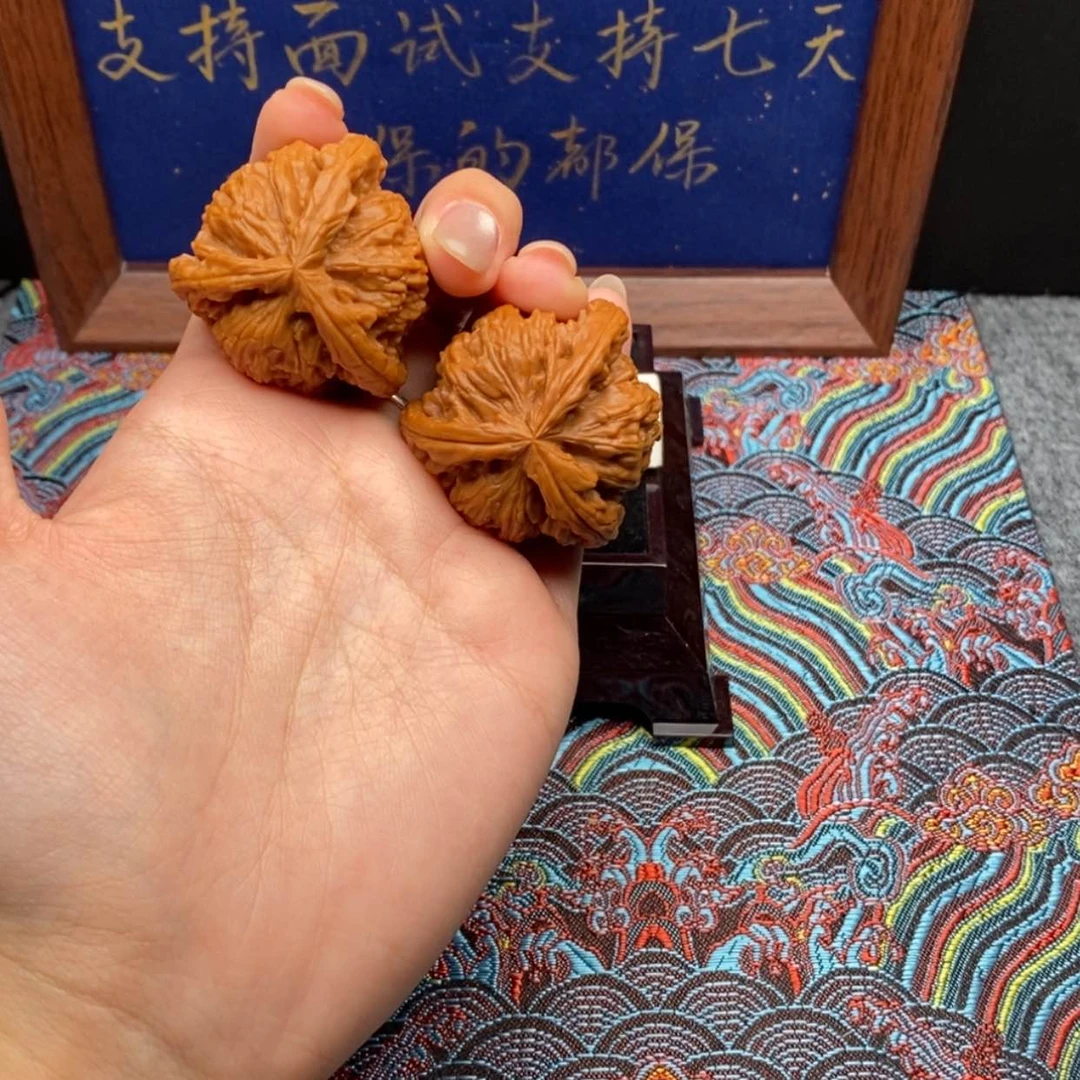 【闪购商品】?*磊白狮