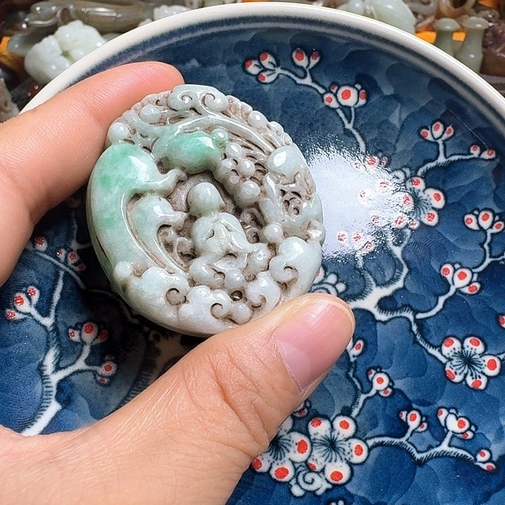 瓷片王****官新号开播瓷盘一件