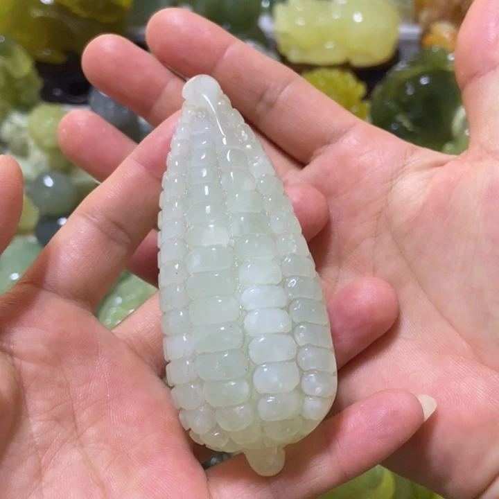 【闪购商品】未镶嵌蛇纹石玉把件