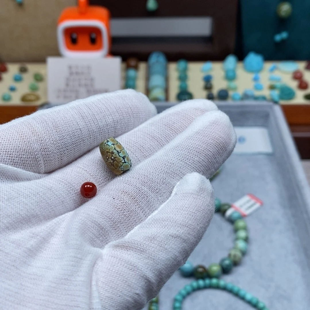 未镶嵌配饰南红玛瑙