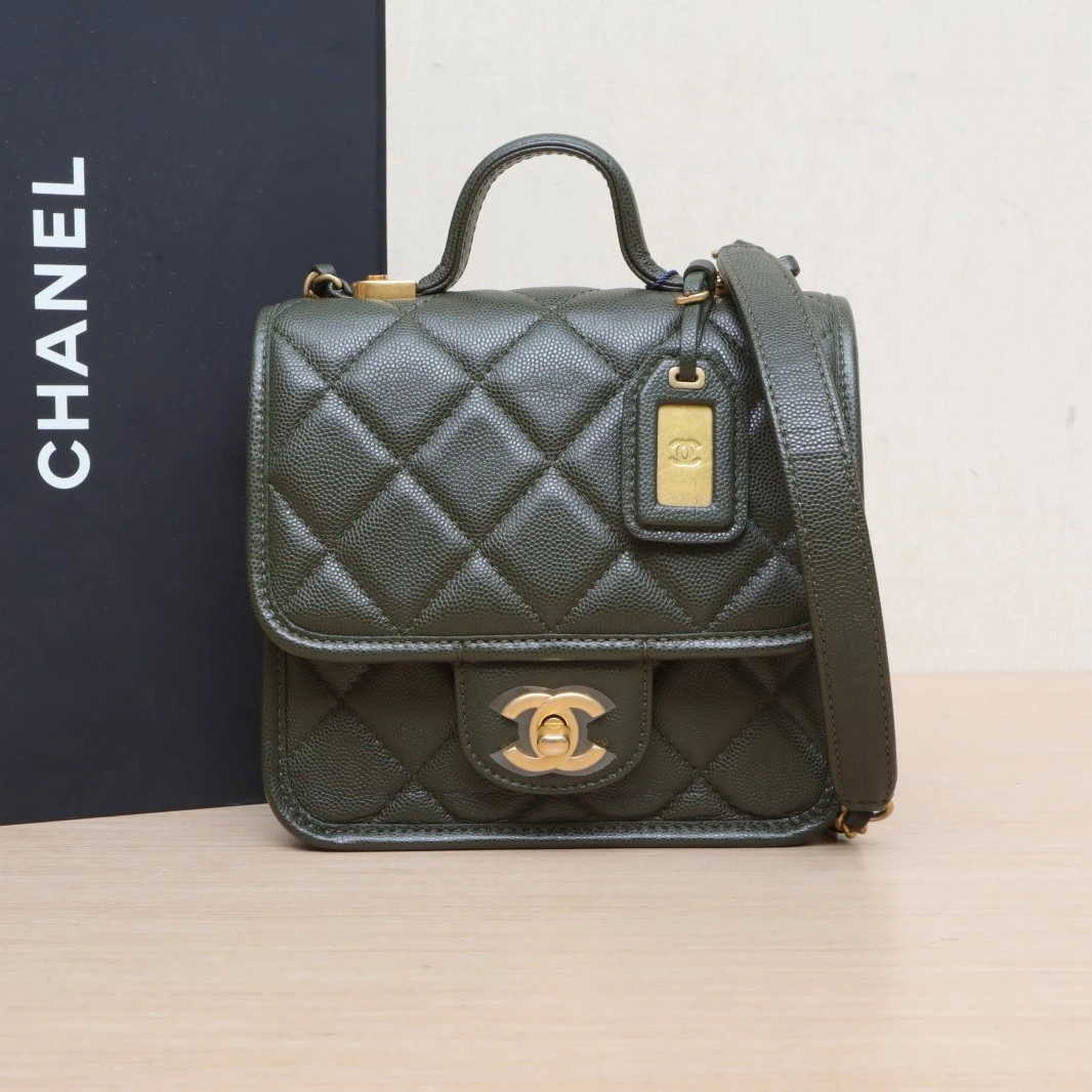 99新 Chanel/香奈儿 小花6珊22K 手柄邮差包 荔枝皮革C 芯片 金