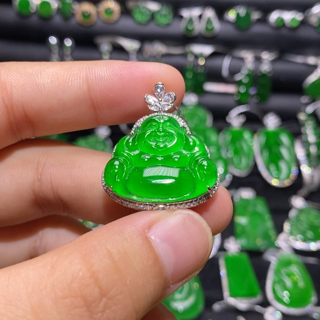 颈饰18K金镶嵌翡翠天然翡翠