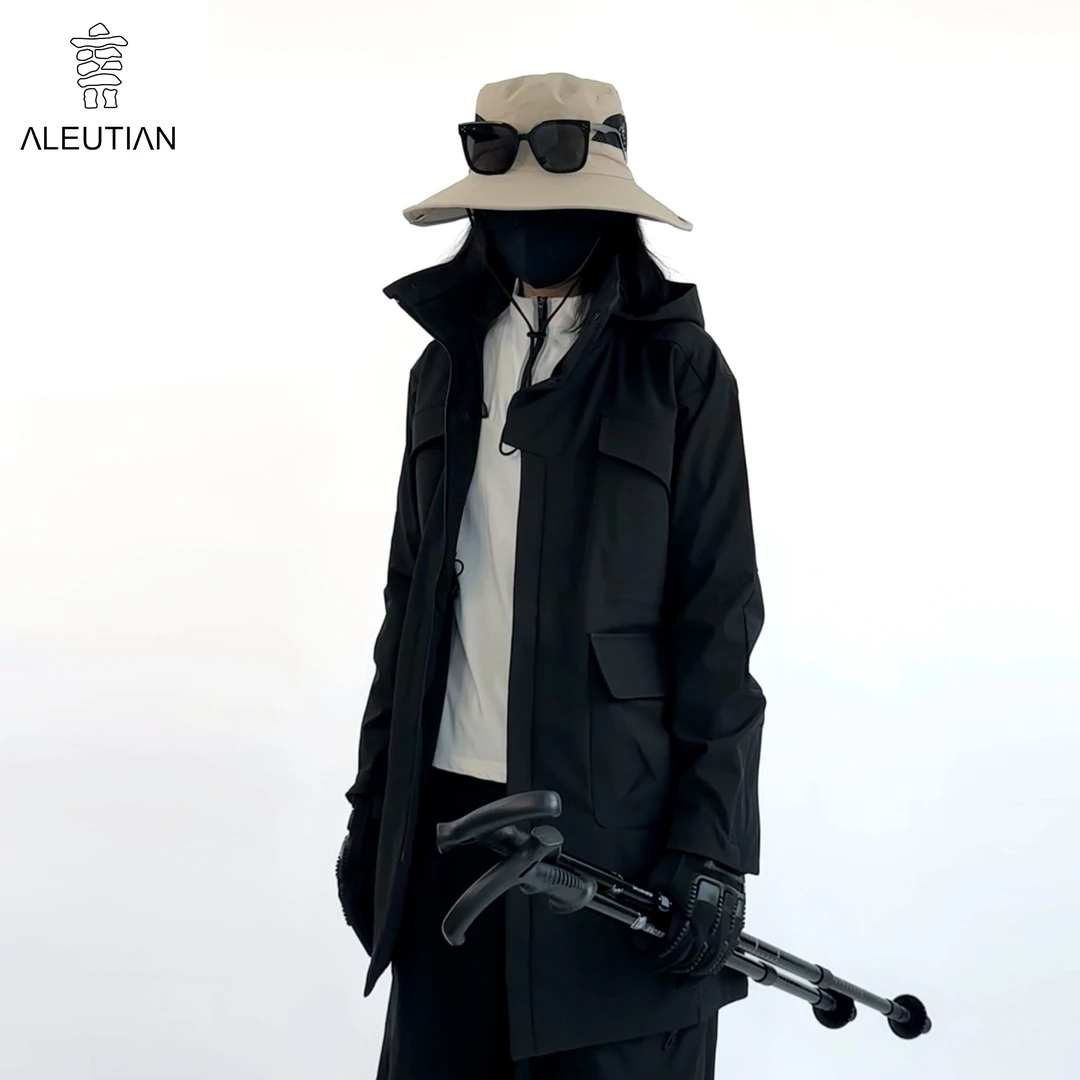 2025款女士防风透气修身抗褶皱黑色中长款连帽时尚休闲春秋风衣