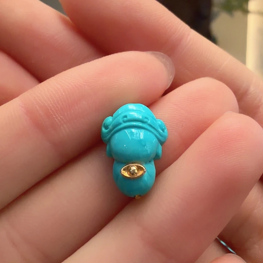 绿松石未镶嵌颈饰