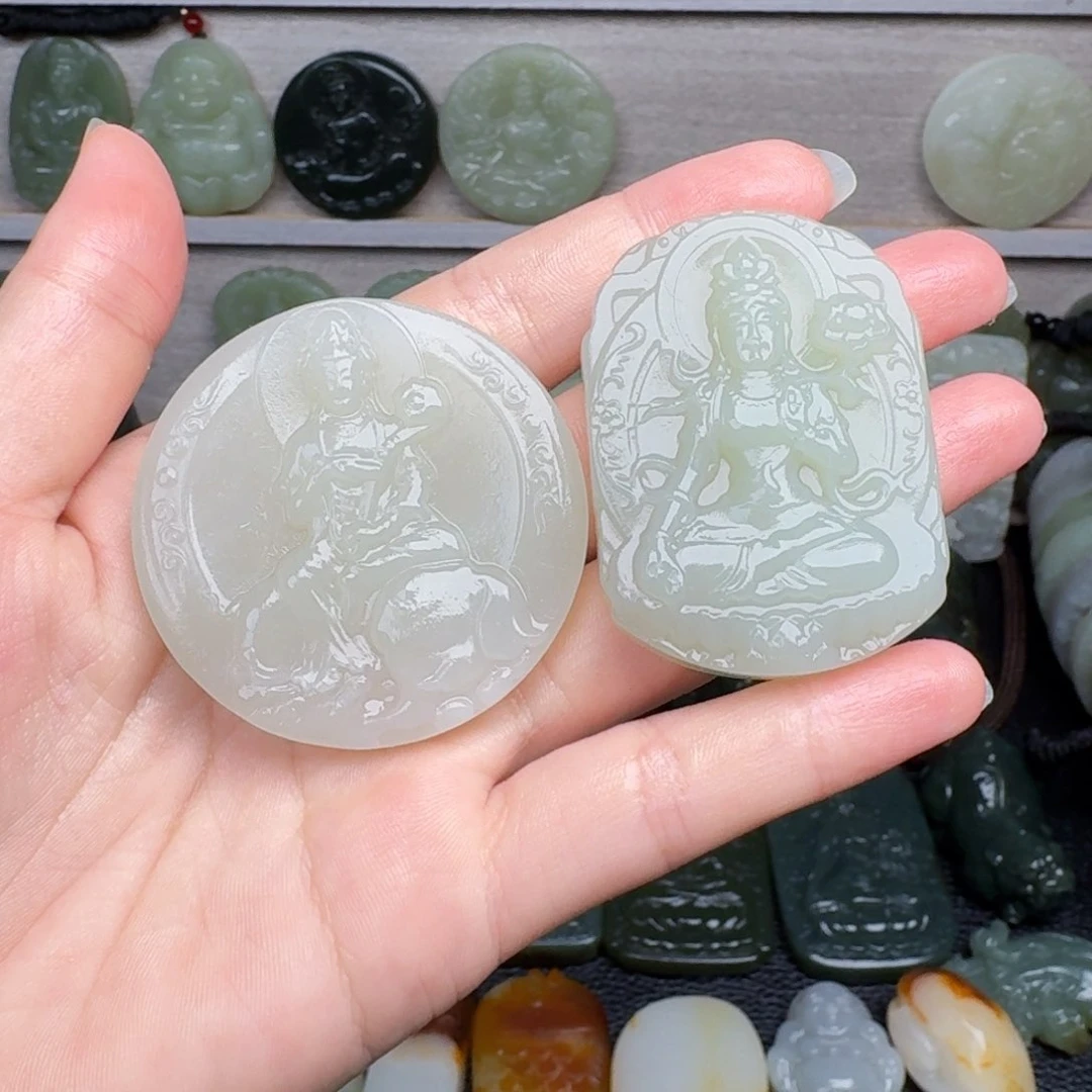 和田玉未镶嵌颈饰欣****E