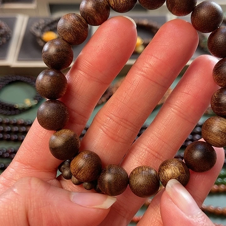 沉香手串1.0红土地沉香手串