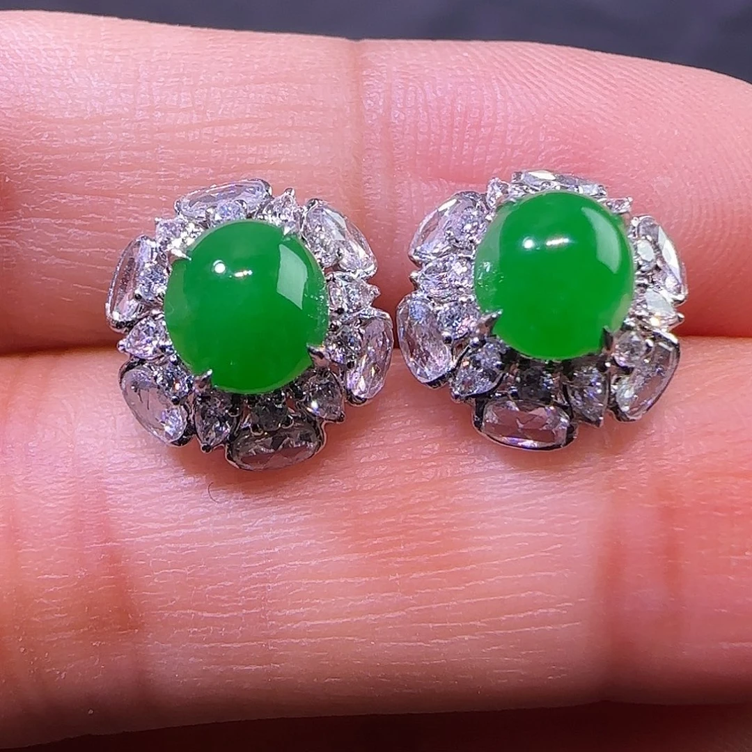 翡翠18K金镶嵌耳饰