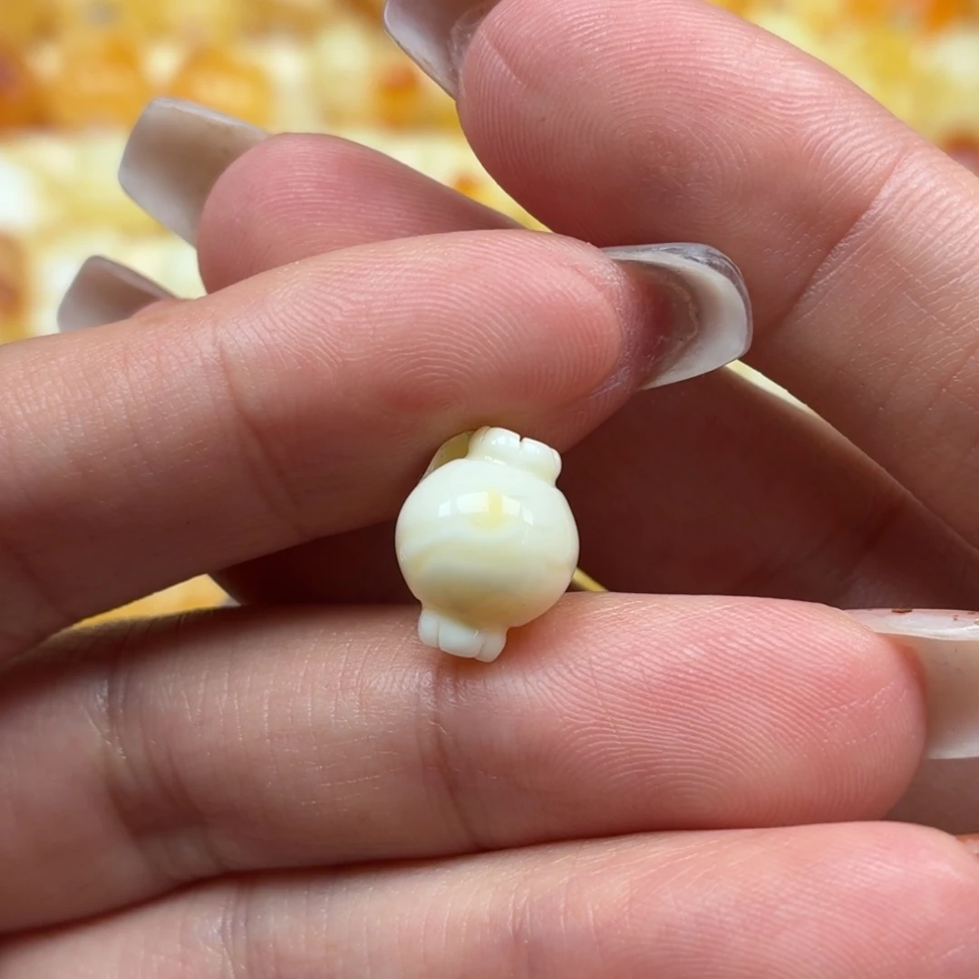 琥珀未镶嵌裸石蜜蜡