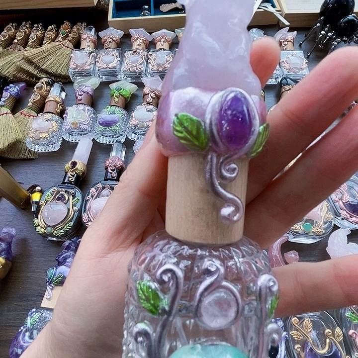 瑜****水晶摆件未镶嵌水晶