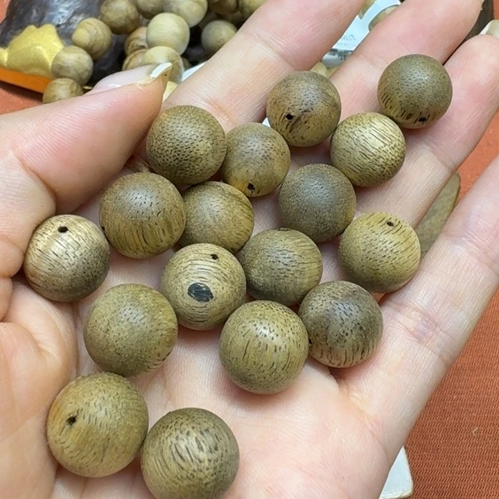 大叶紫檀（黑酸枝木类）