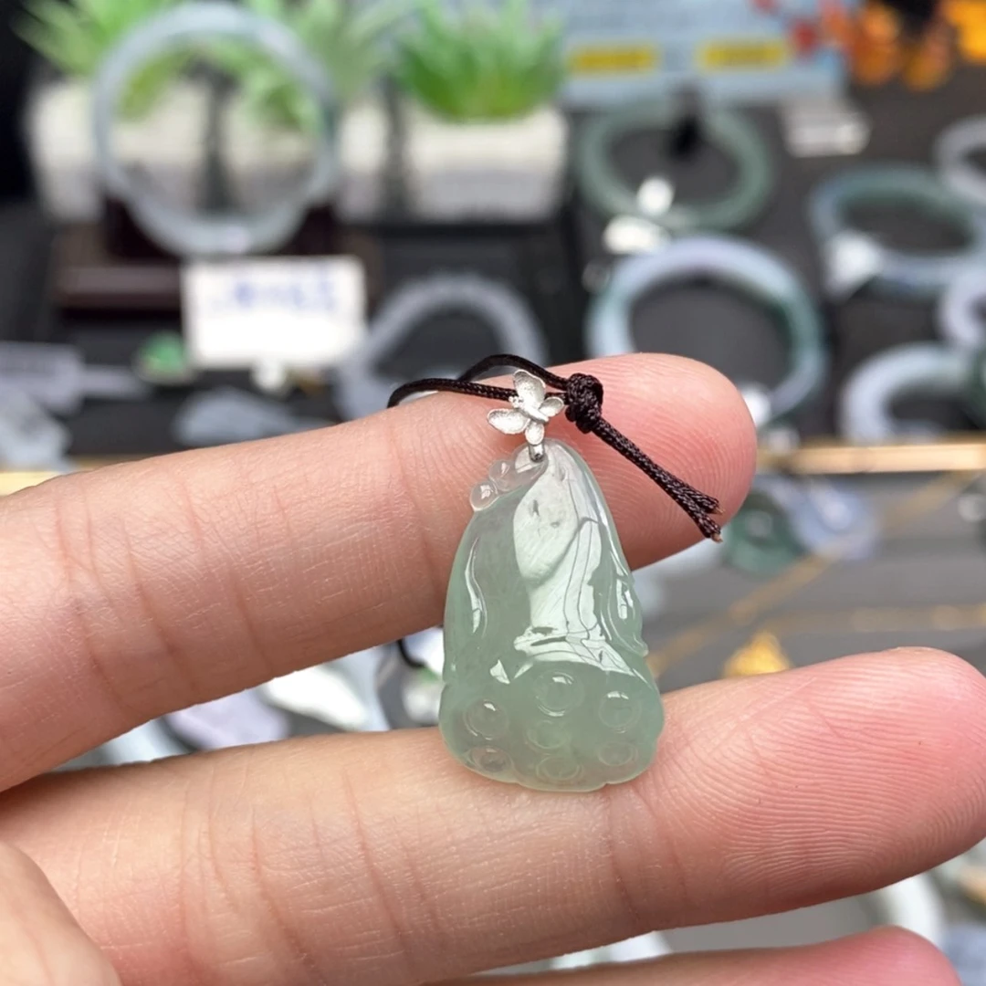 【闪购商品】颈饰未镶嵌翡翠翡翠