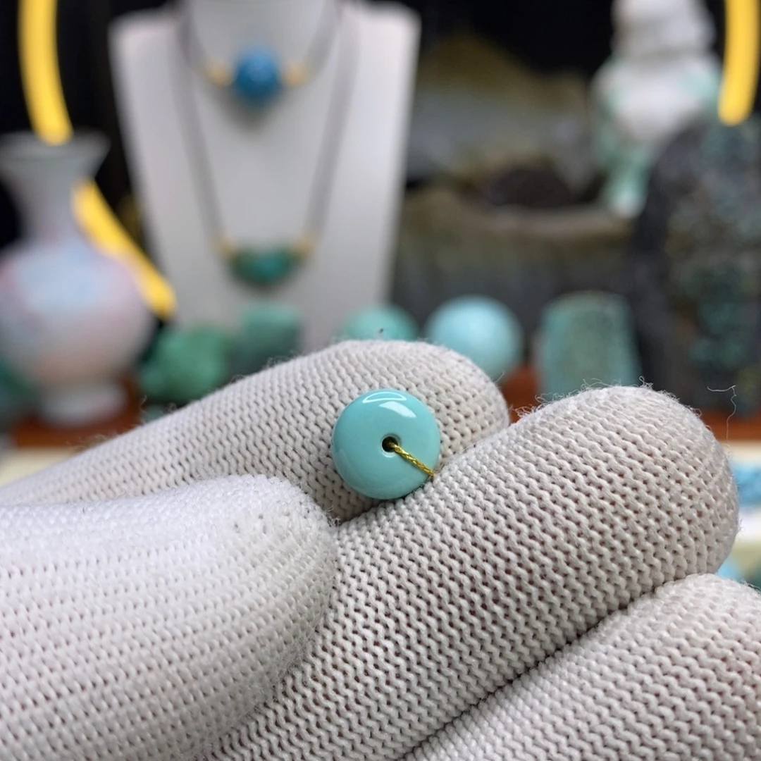 绿松石未镶嵌珠宝奇石9.1×4.7