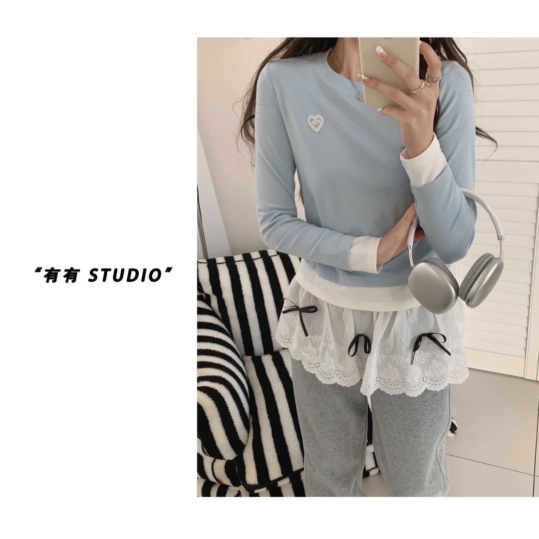 「蕾丝甜心」爱心刺绣捏褶拼色女士长袖打底T恤