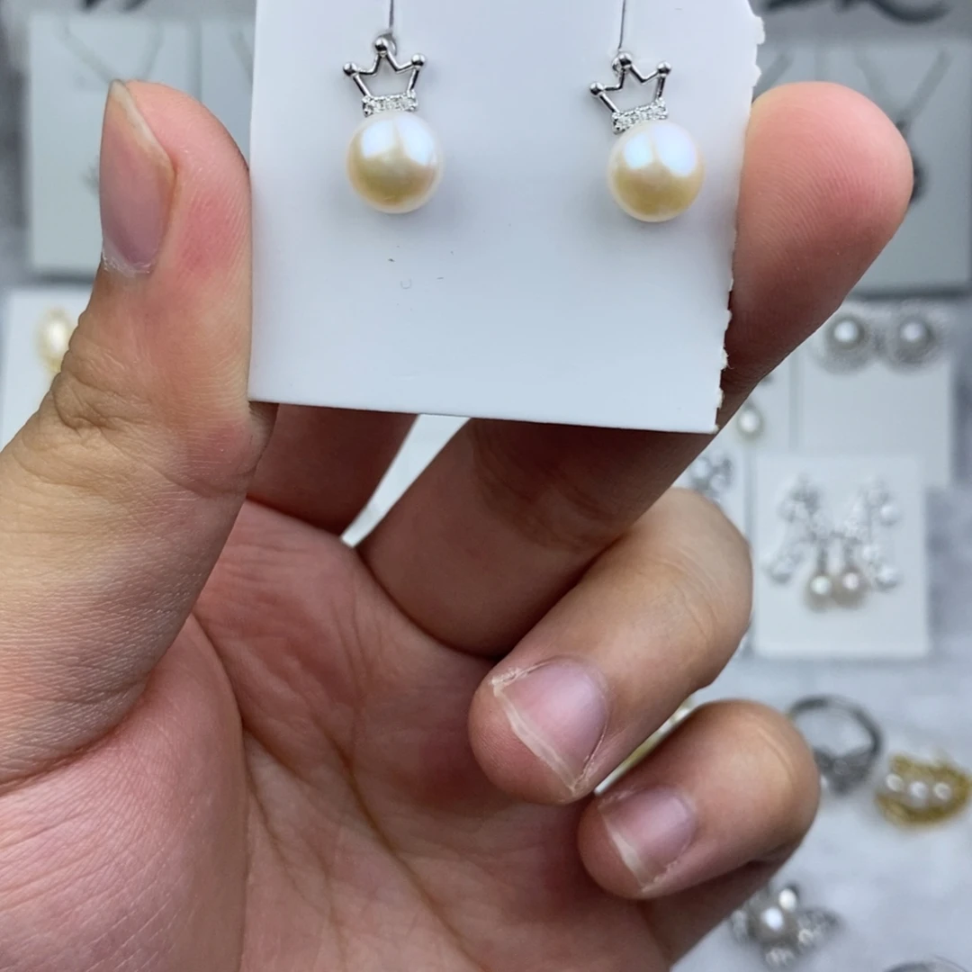 未镶嵌耳钉淡水珍珠