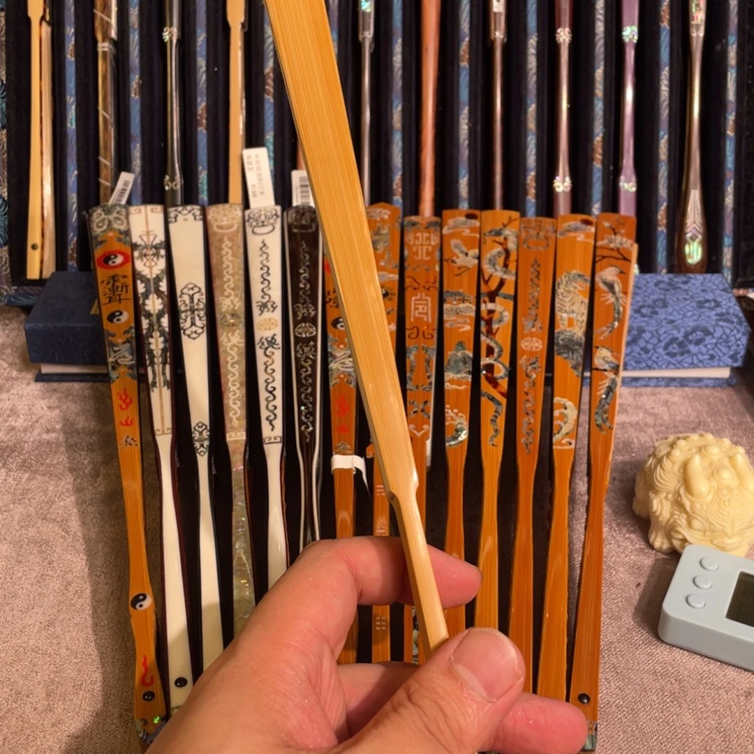 扇子手工制作工艺精湛