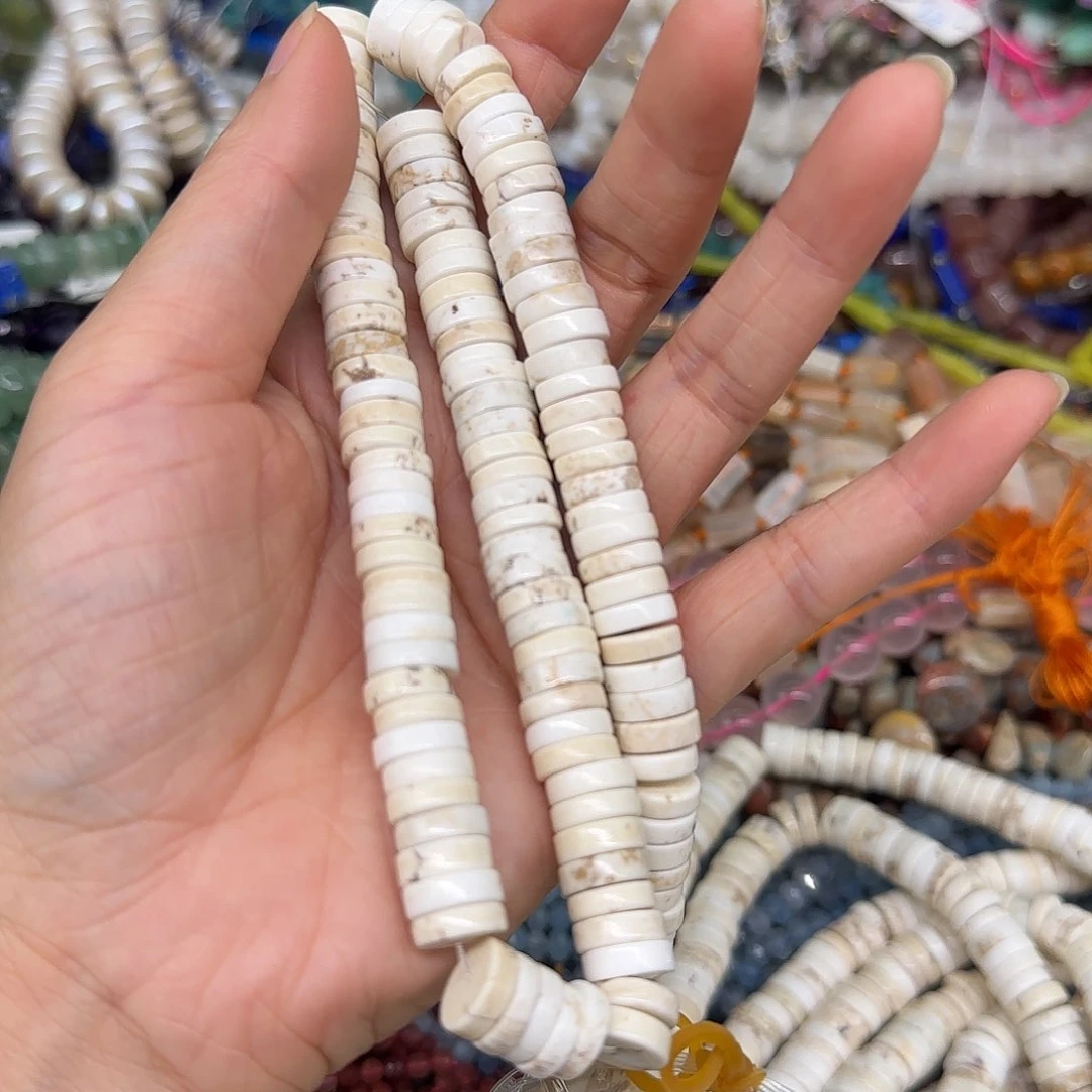 玛瑙/玉髓合金珠宝半成品菱镁矿10mm剁珠一条