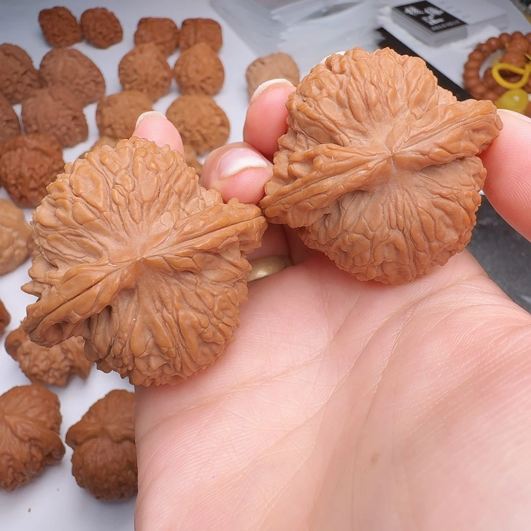 吊坠桃核南疆石子