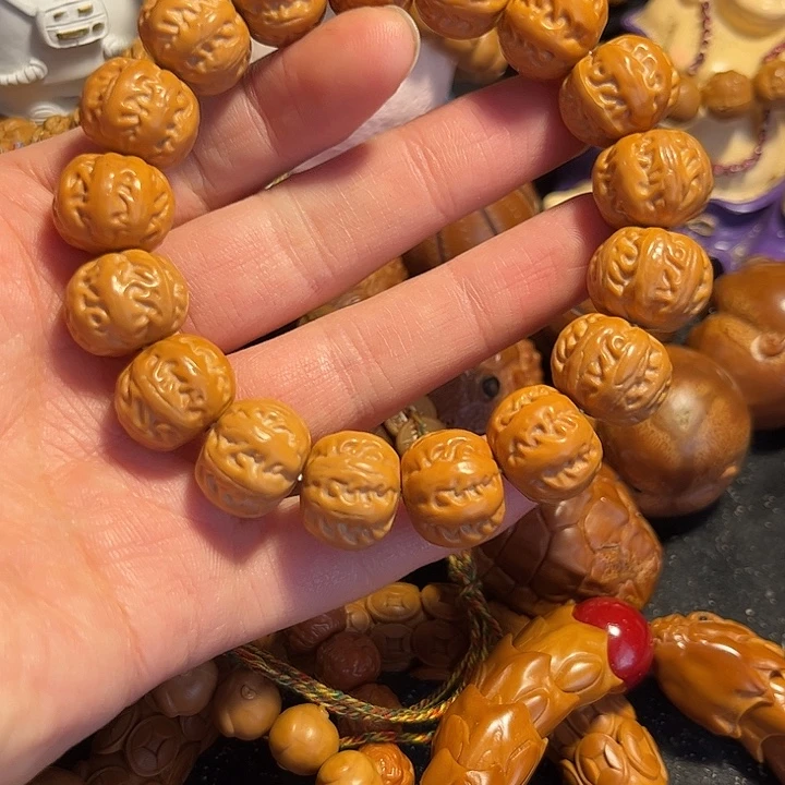 手串/手链橄榄核猴头京巴冷
