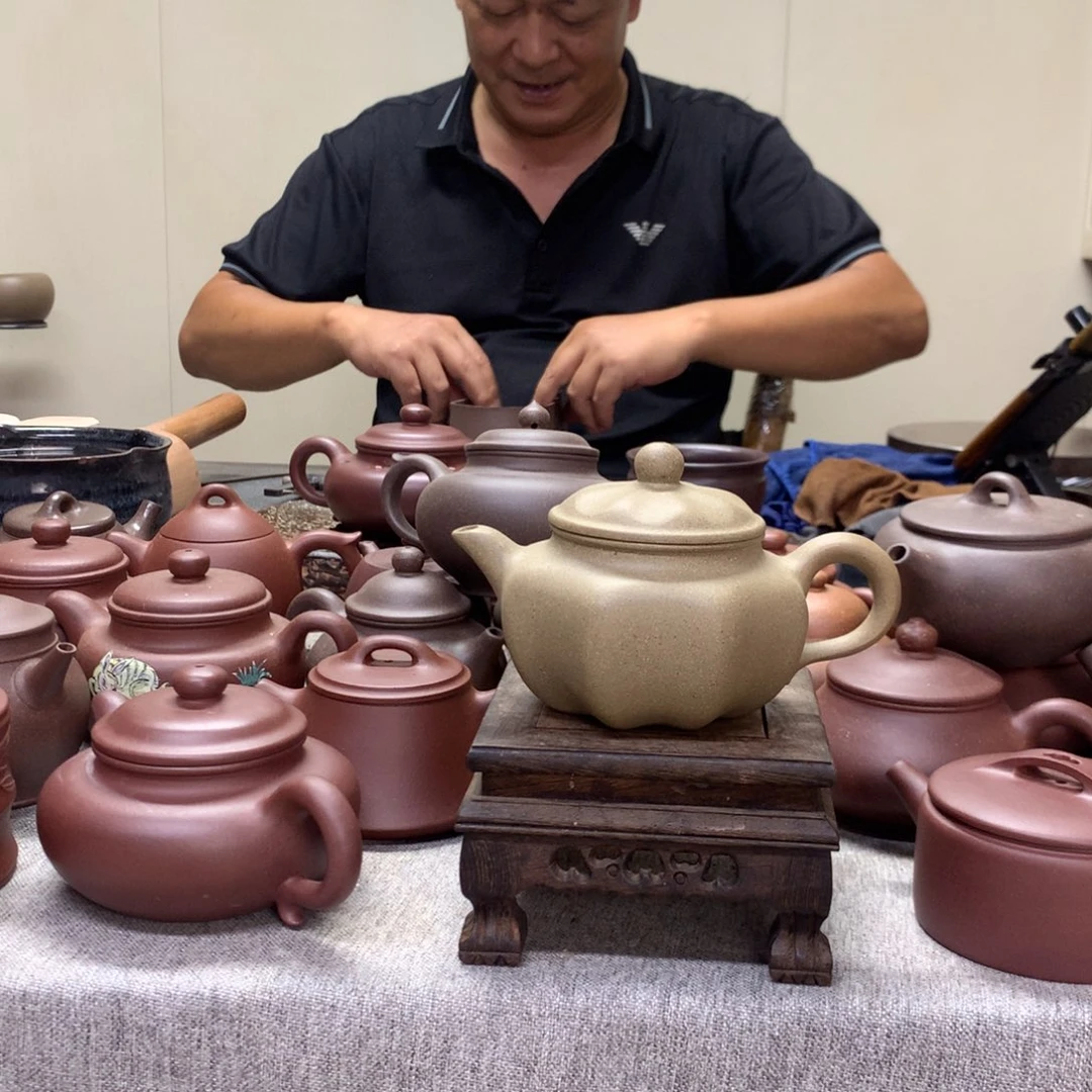 段泥茶壶八面玲珑260 C半手工制作