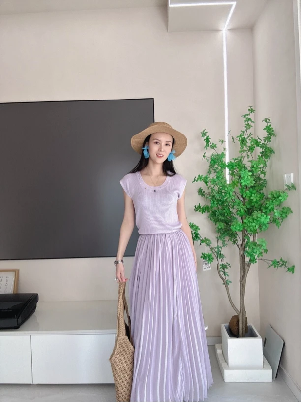 夏季修身针织短袖搭配紫色百褶半身裙时尚减龄套装