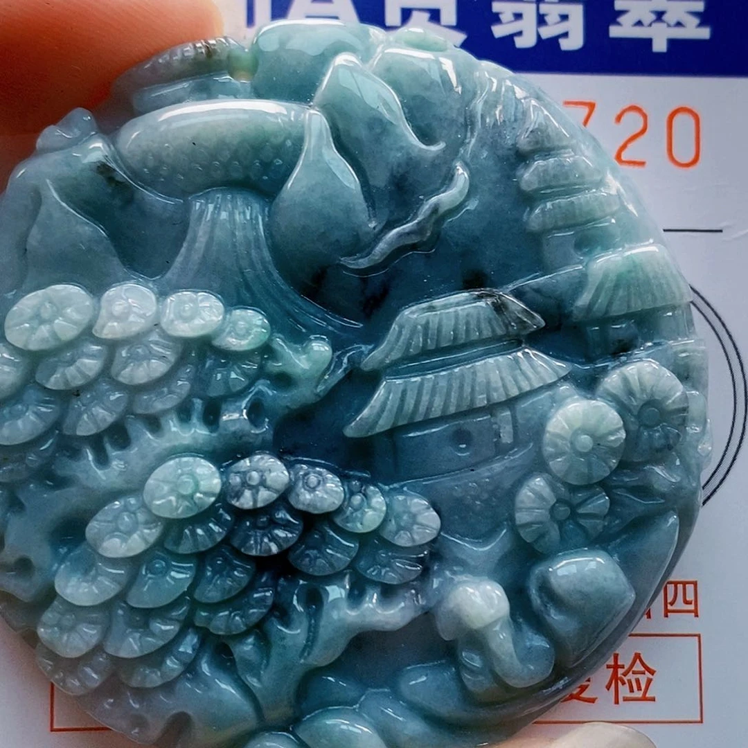 吊坠(不含链)未镶嵌翡翠