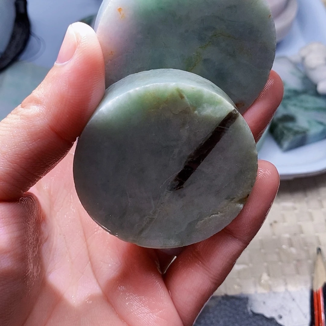 翡翠未镶嵌颈饰988