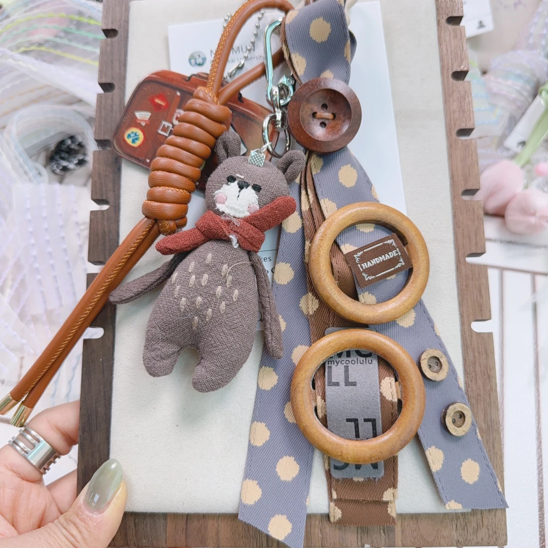 【Q201-300】过款 手机链钥匙扣miu系挂件包挂高级感手机挂饰配件