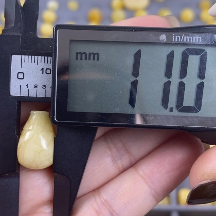 琥珀裸石未镶嵌琥珀蜜蜡2