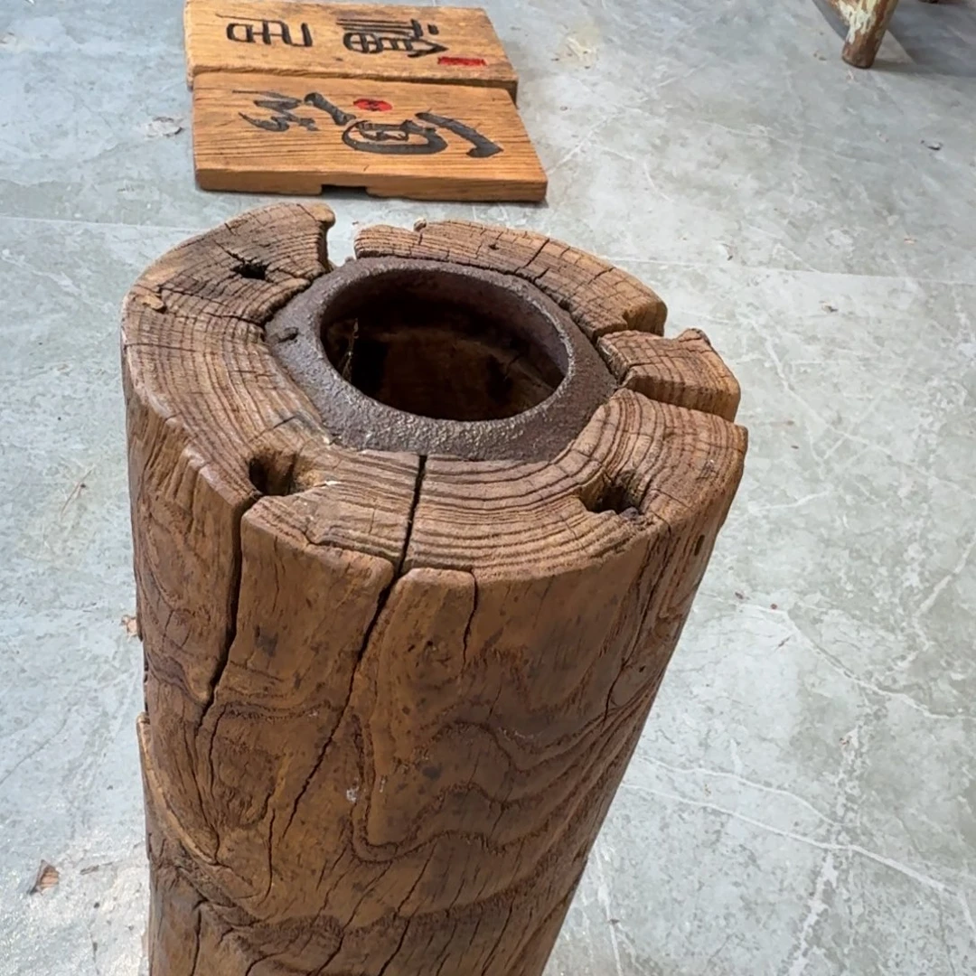 薛***猫木风化纹理老榆木料