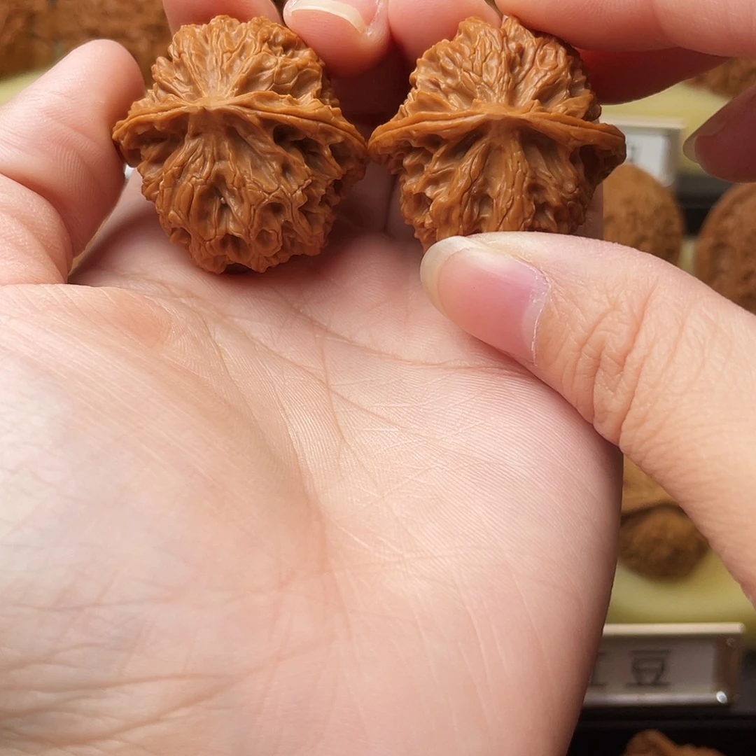 文玩核桃吊坠苹果园全家福603