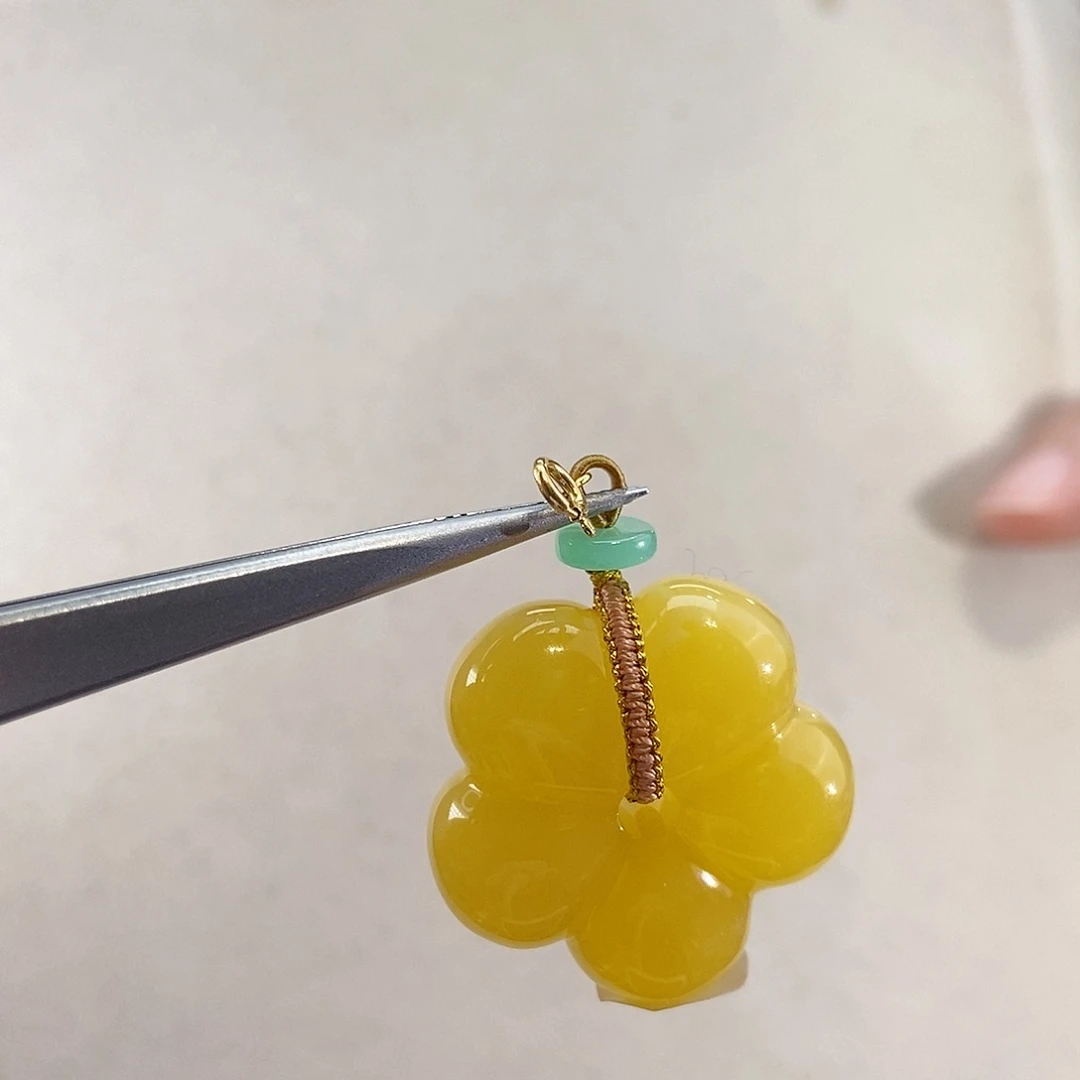 蜜蜡颈饰18K金镶嵌