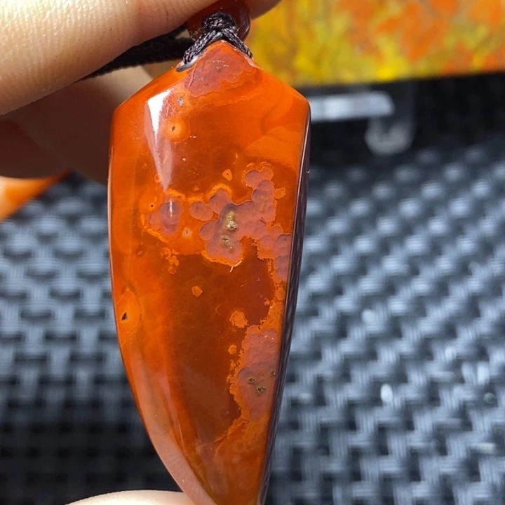 玛瑙/玉髓颈饰未镶嵌曾**海
