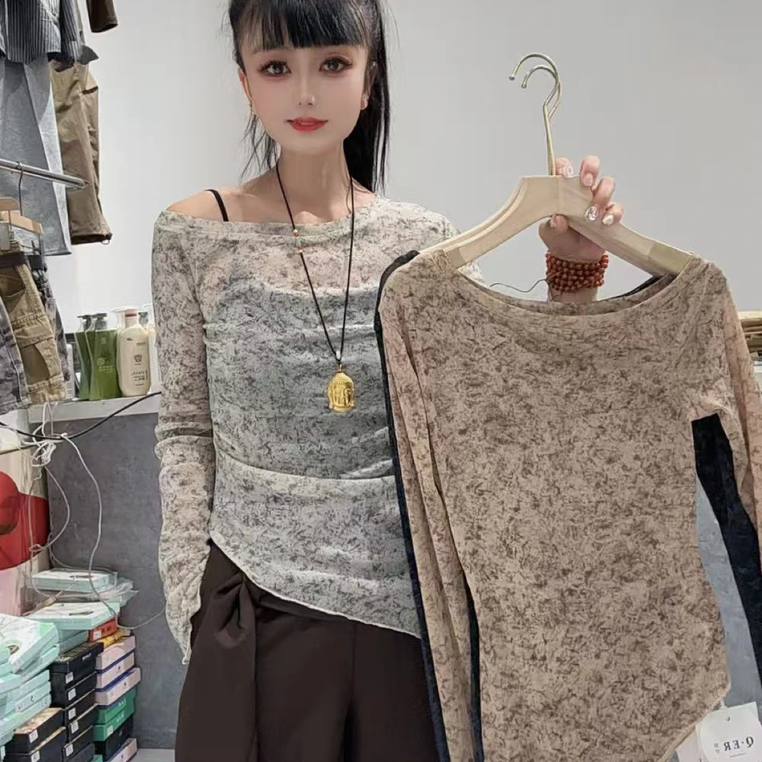 秋季一字斜肩辣妹上衣