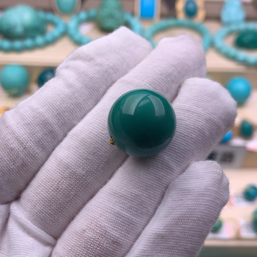 绿松石未镶嵌珠宝奇石17