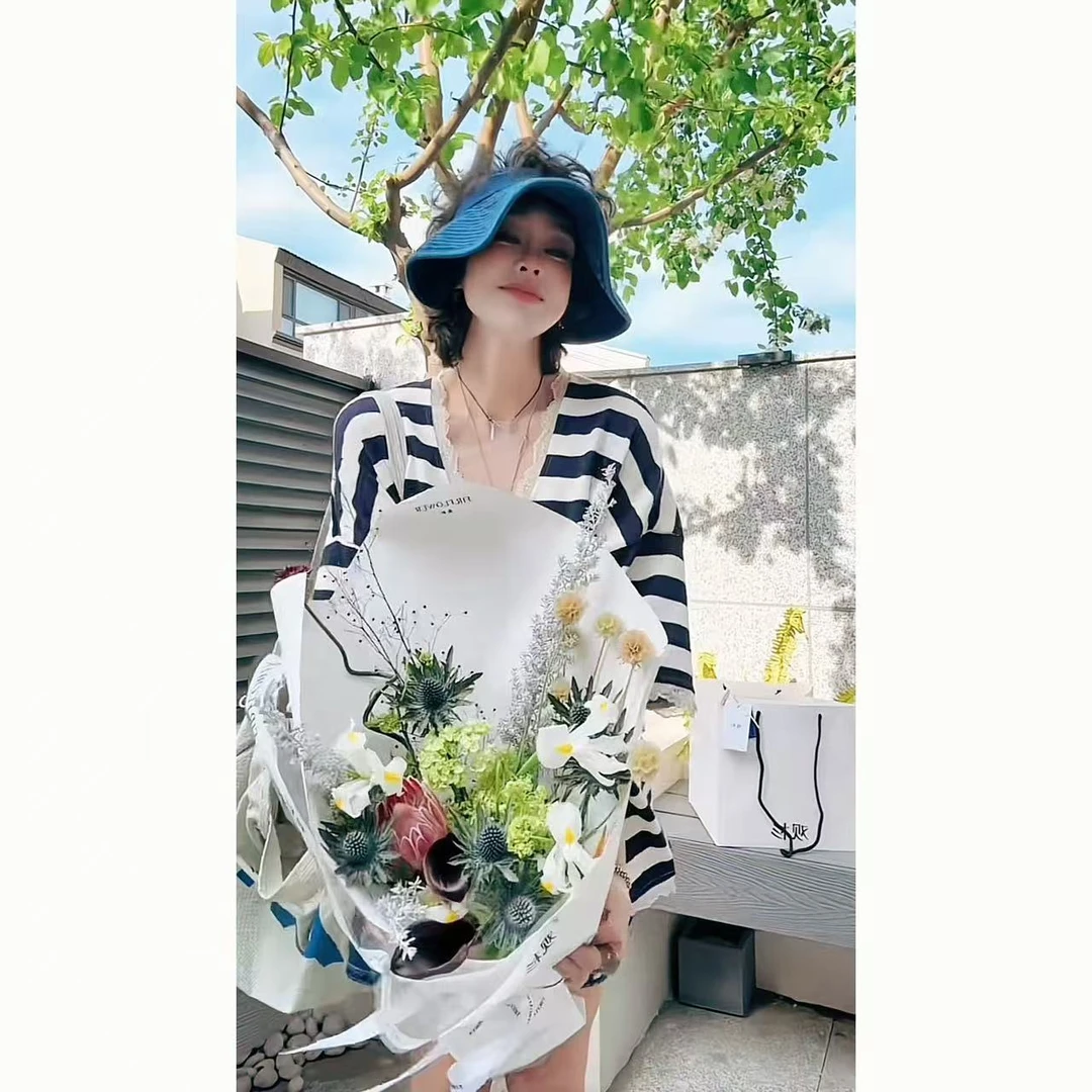 【佳姐专属】26717 - 新款JVM定制时尚百搭休闲U领横条短袖T恤5/13