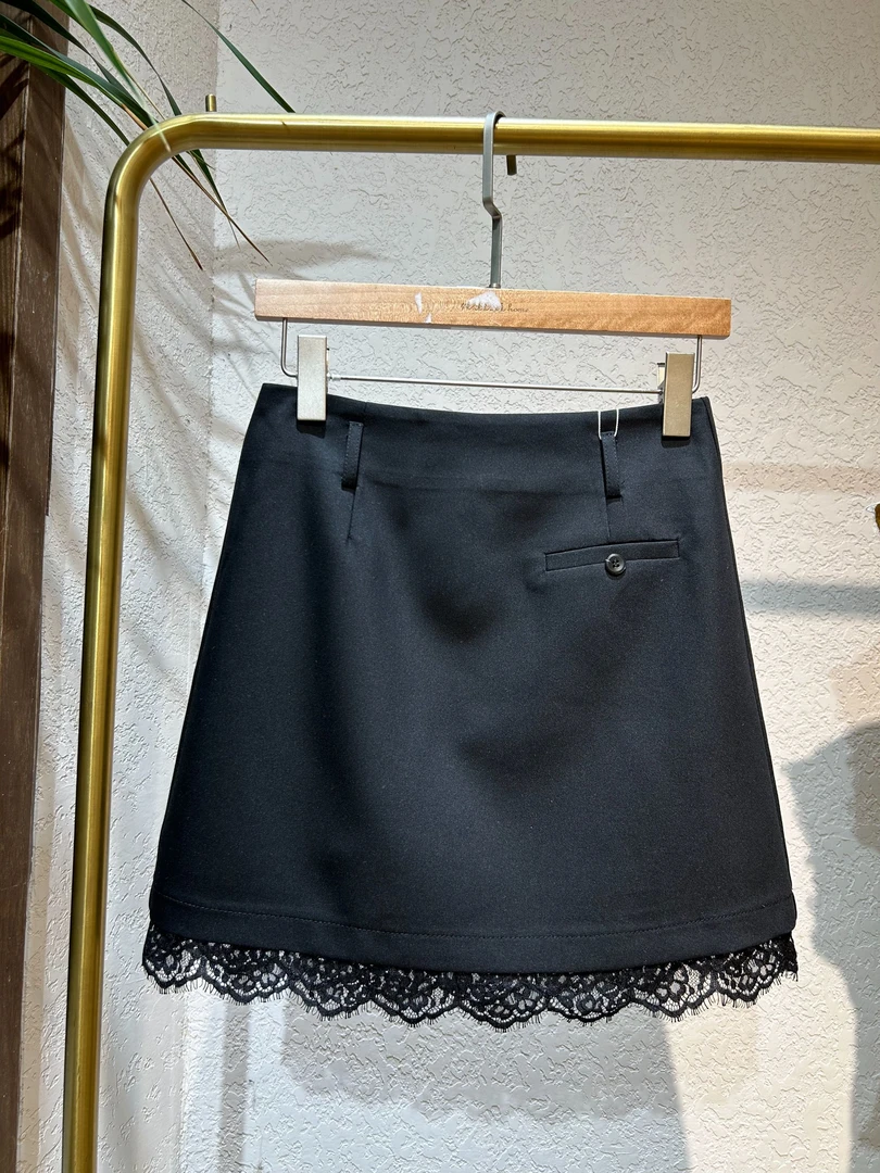 酷甜小黑裙 短裙A字薄款包臀半身裙