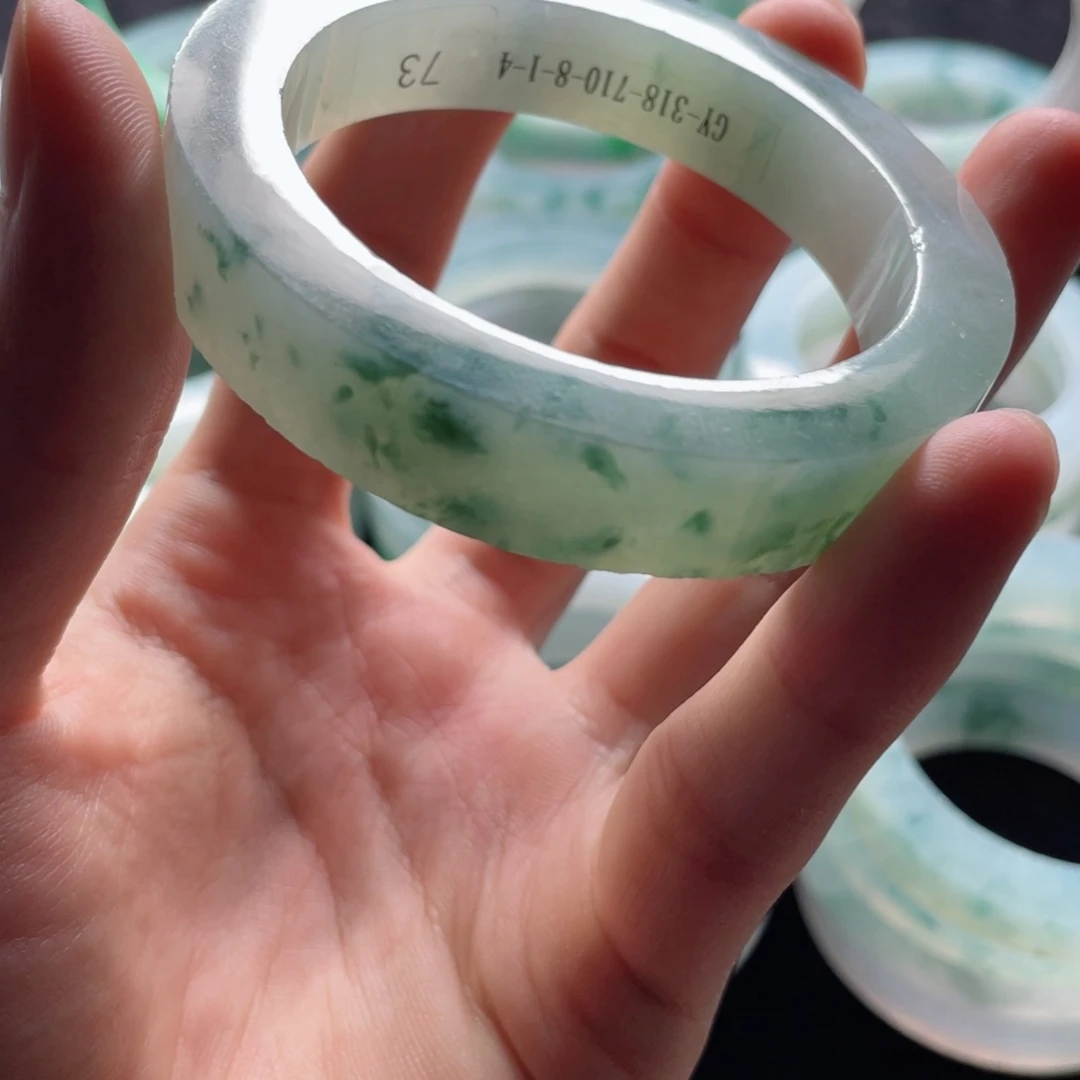 阳****定制翡翠A货未镶嵌