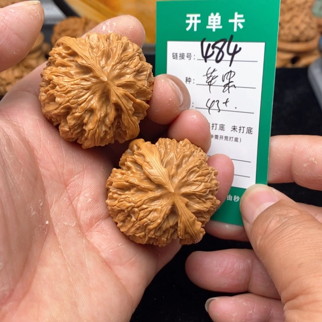 桃核把件文玩核桃