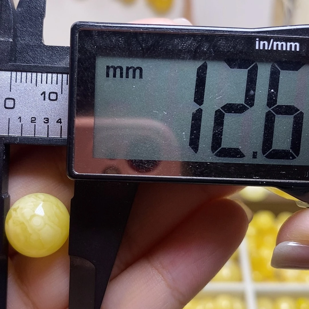 裸石琥珀未镶嵌蜜蜡圆珠