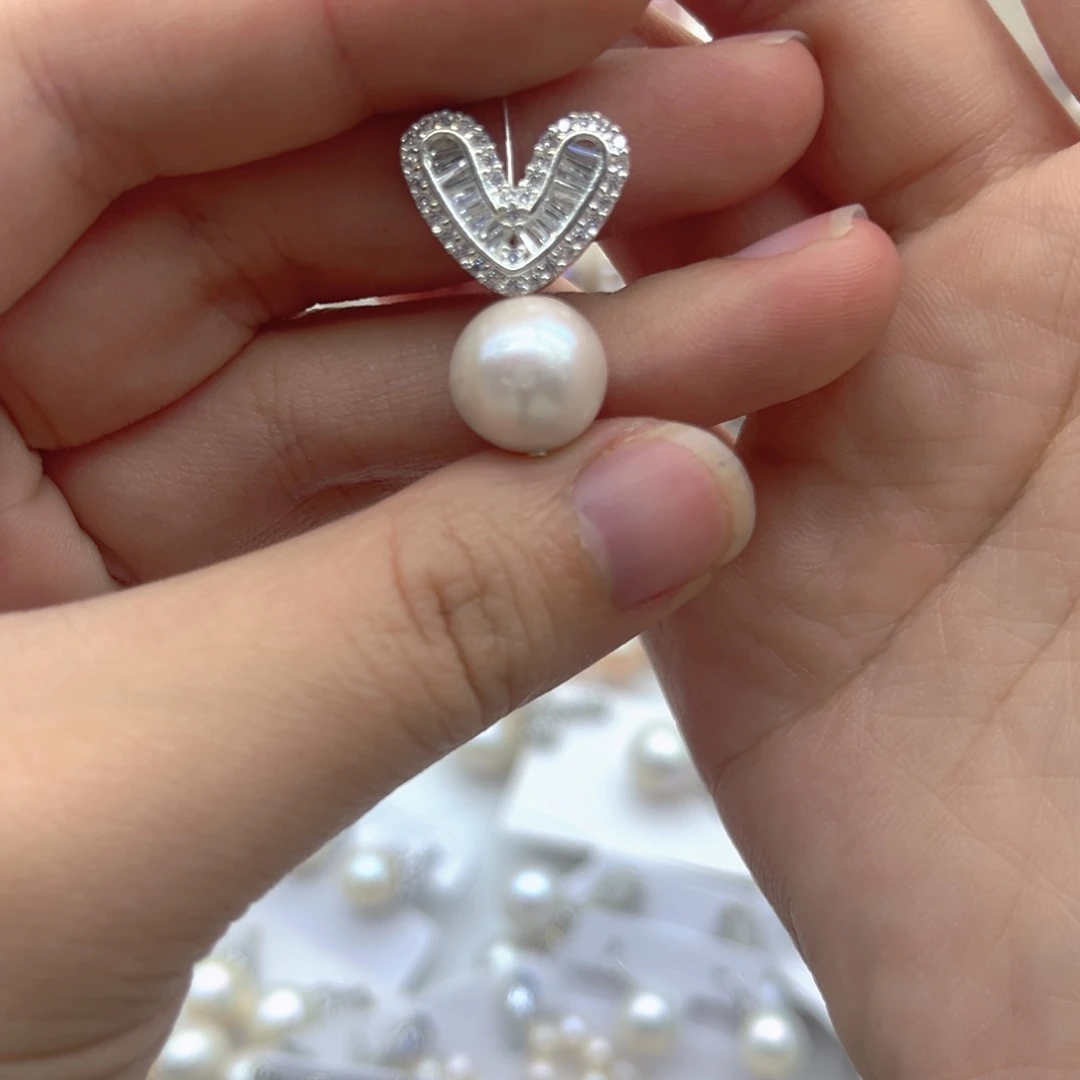 未镶嵌颈饰淡水珍珠