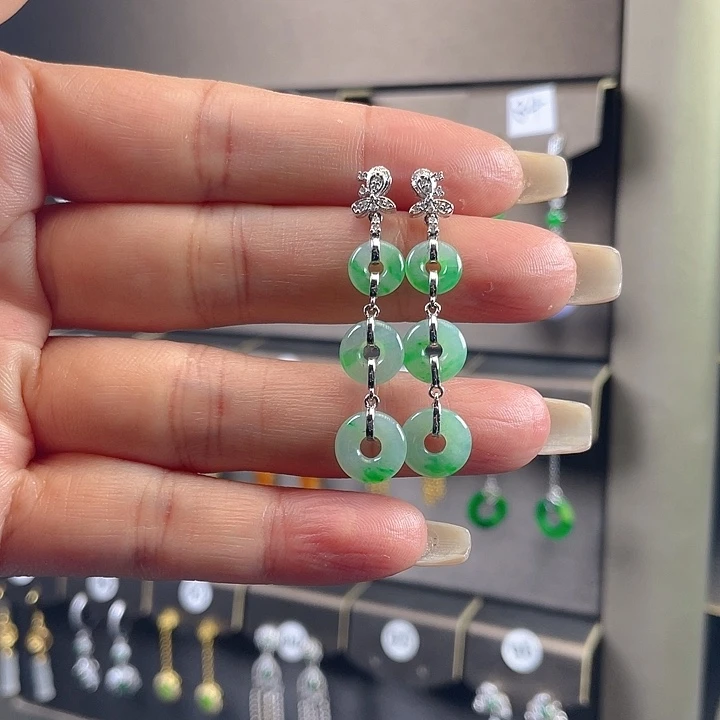 翡翠18K金镶嵌耳饰缅甸A货