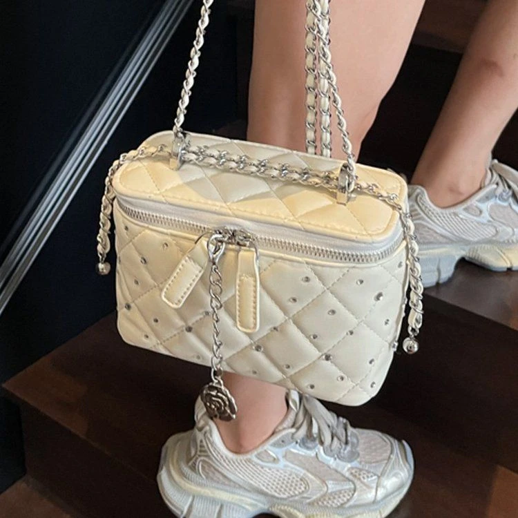 超火精致迷你盒子链条小包包女2025新款轻奢小众高级感斜挎包潮牌