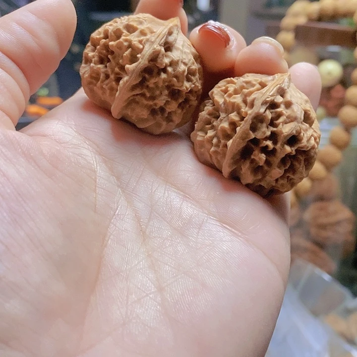 【闪购商品】文玩核桃把件35蓟县元宝