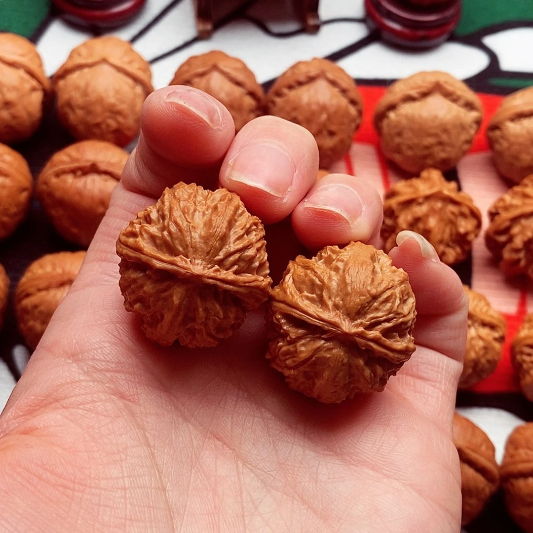 文玩核桃吊坠?*元宝墩