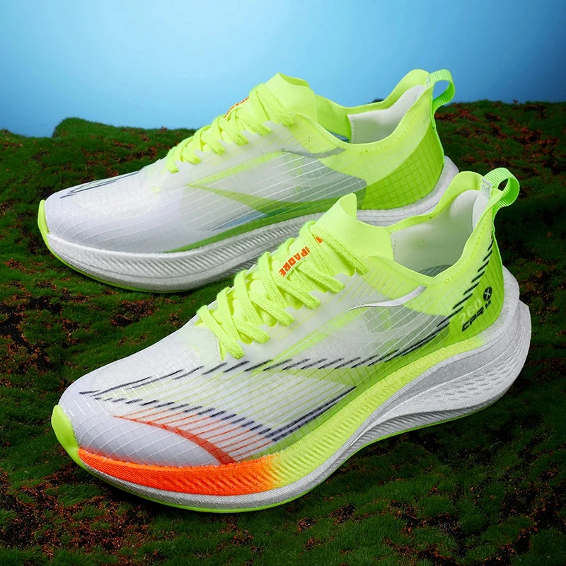 超跑人超轻透气减震跑步鞋防滑耐磨情侣轻便休闲跑鞋碳板跑鞋