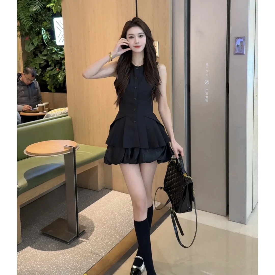 法式穿搭一整套小个子气质无袖上衣女夏季高腰花苞短裙显瘦套装