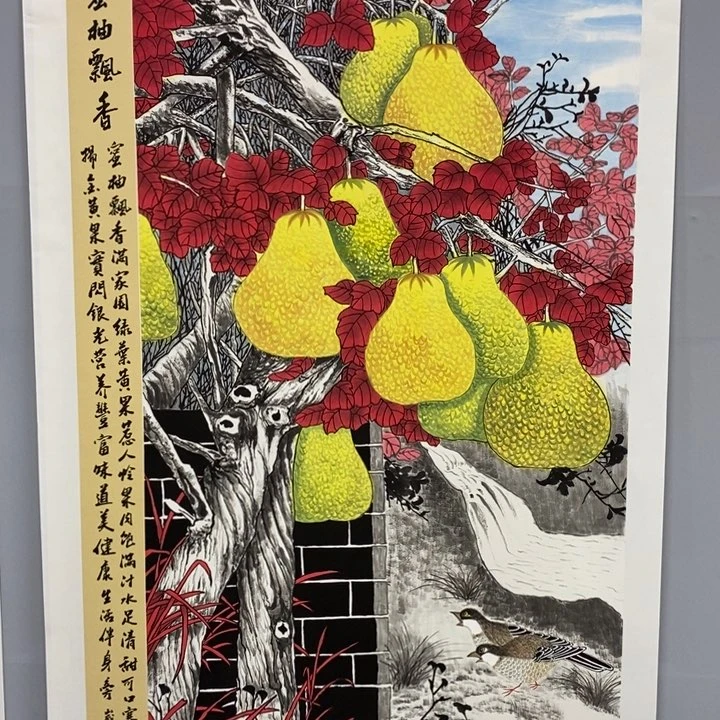 手绘作品等多种形式进行
