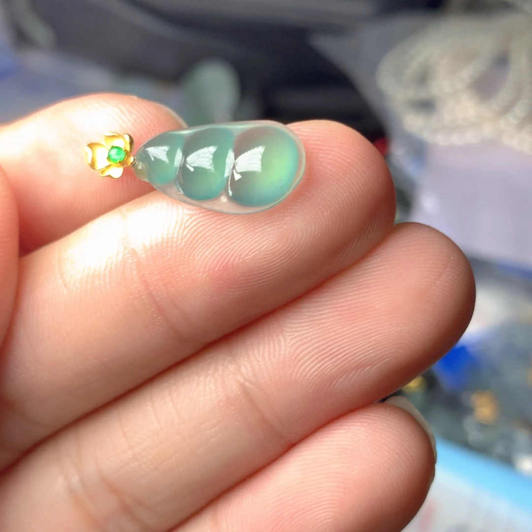 【闪购商品】颈饰18K金镶嵌翡翠翡翠